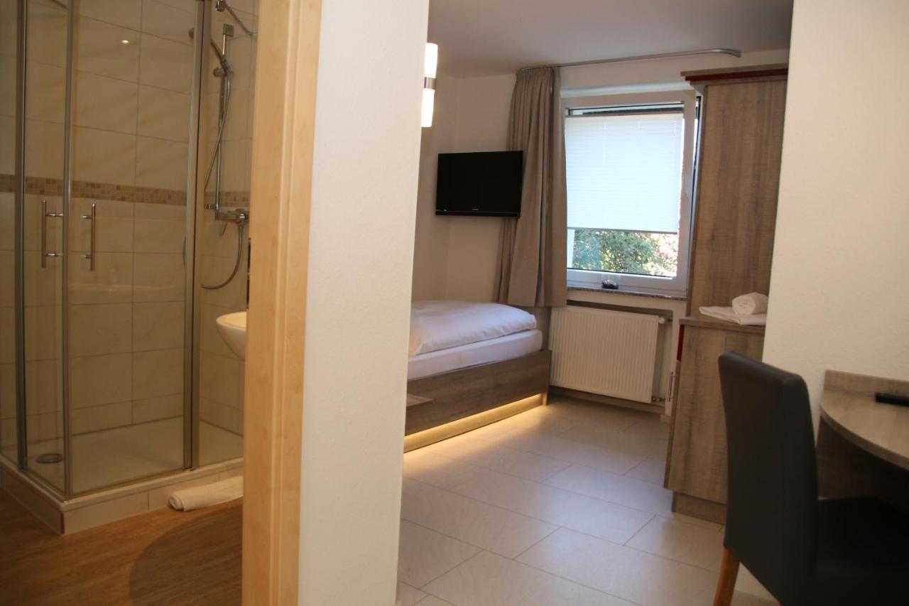 Zum Goldenen Bullen Hotel Дорстен Екстериор снимка