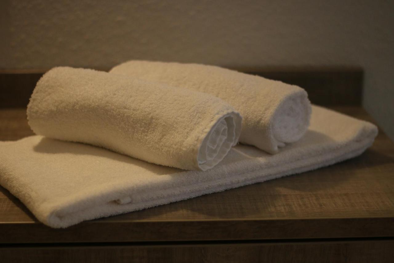 Zum Goldenen Bullen Hotel Дорстен Екстериор снимка